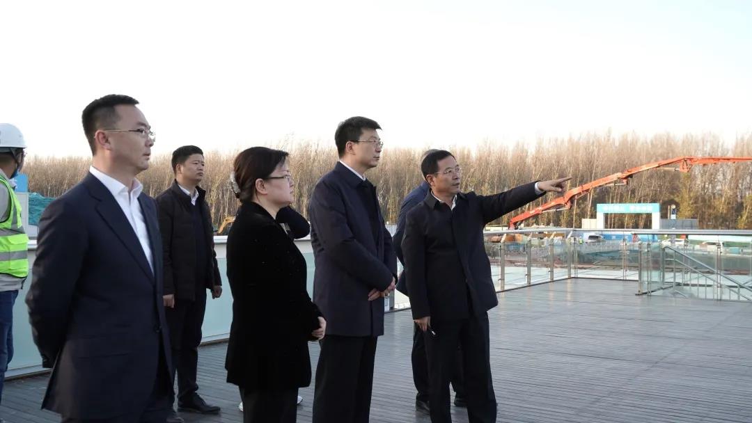 輕質(zhì)隔墻板